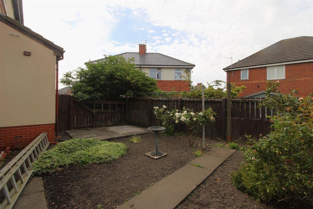 Property photo 2 of 8 Img_3867.Jpg