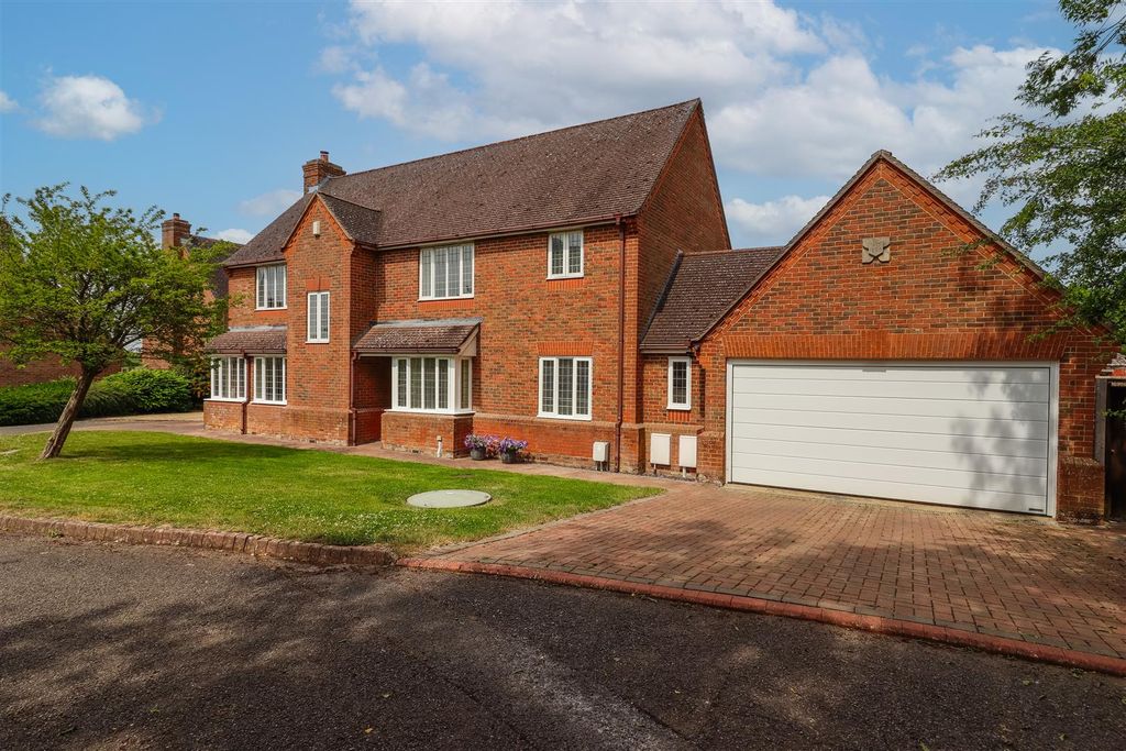 Property photo 1 of 39