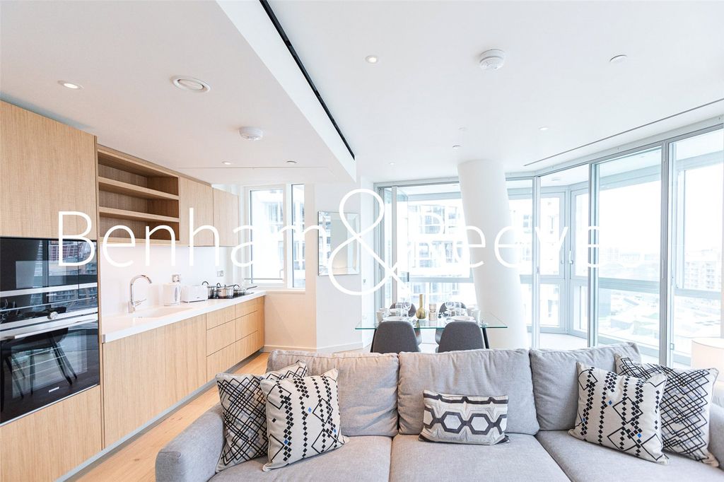Property photo 3 of 11 Picture No. 06