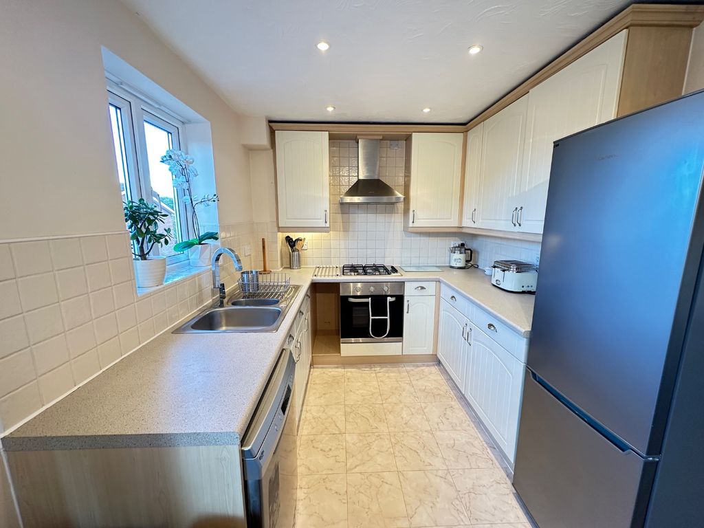 Property photo 3 of 17 4500822