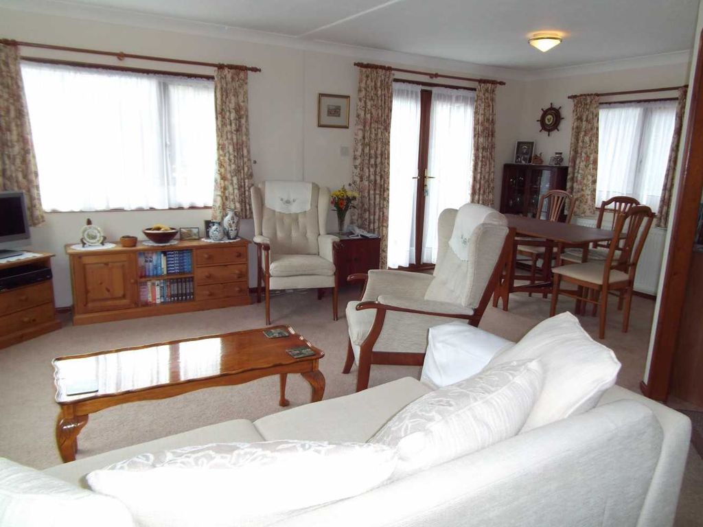 Property photo 2 of 12 Image 2 Alt Text