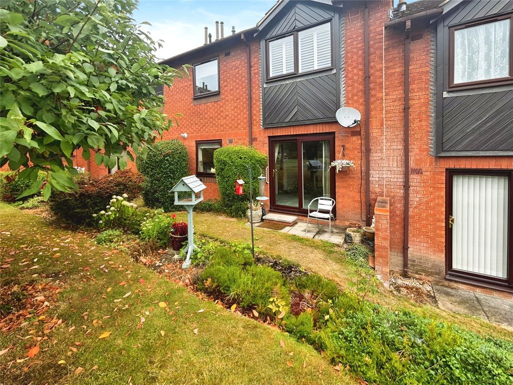 Property photo 1 of 10 Picture No. 05