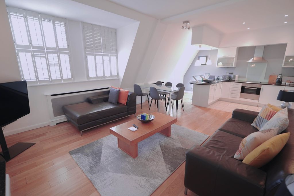 Property photo 1 of 10 Living Room 1