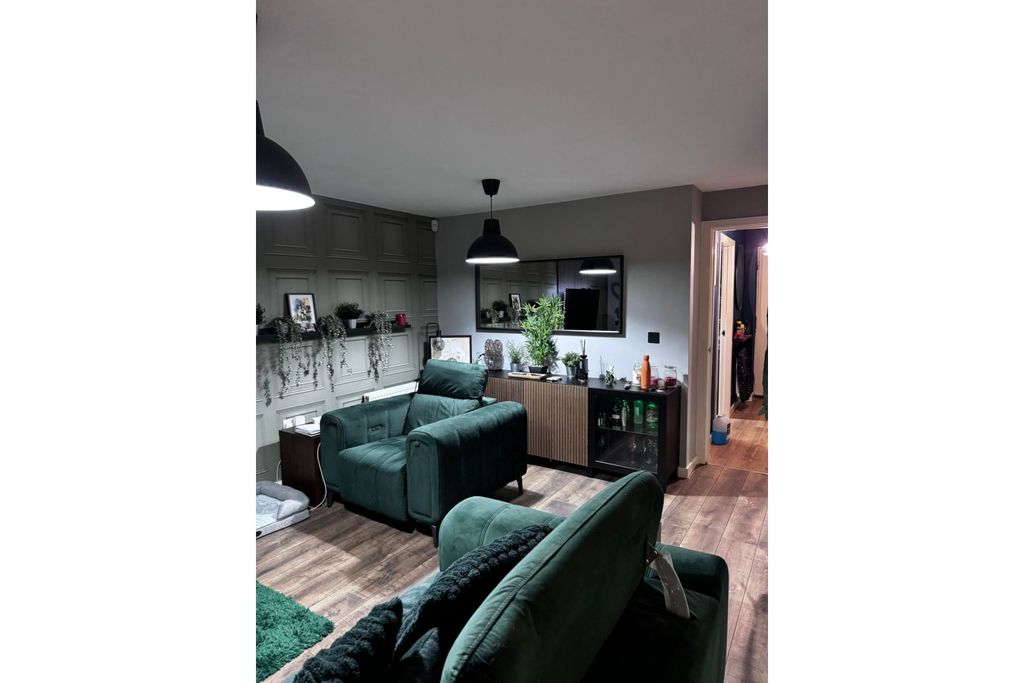 Property photo 3 of 25