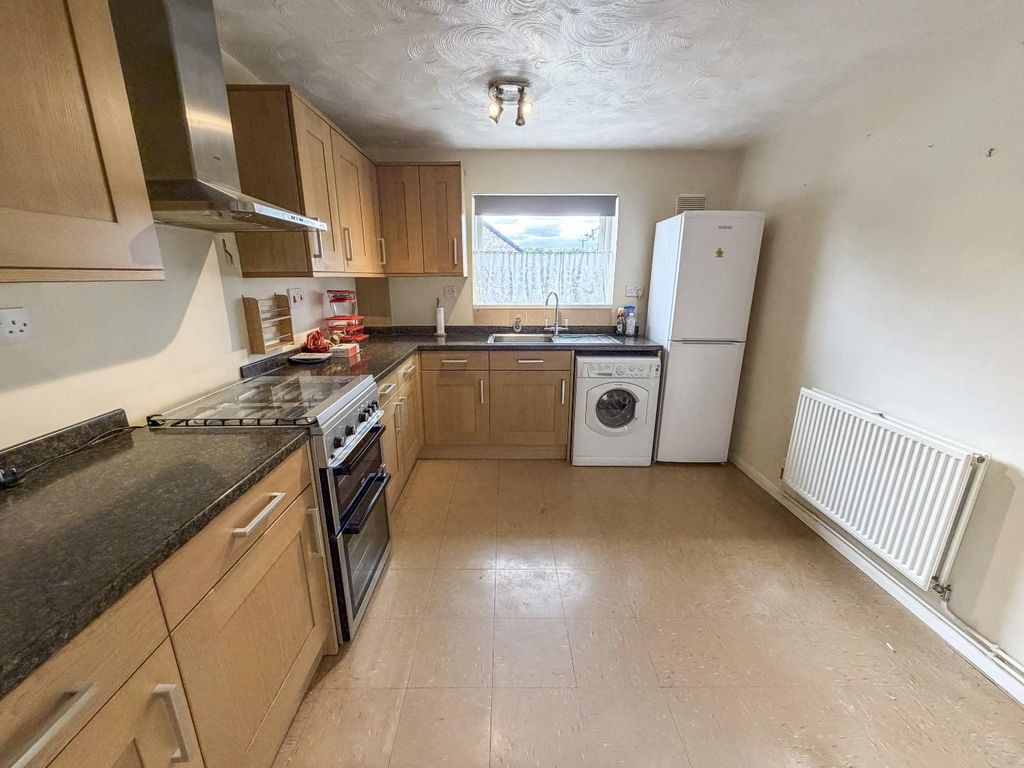 Property photo 3 of 16 Tlc_F861936c-791c-42B8-86F3-d7c8dc9c9092_Eda21c2.J