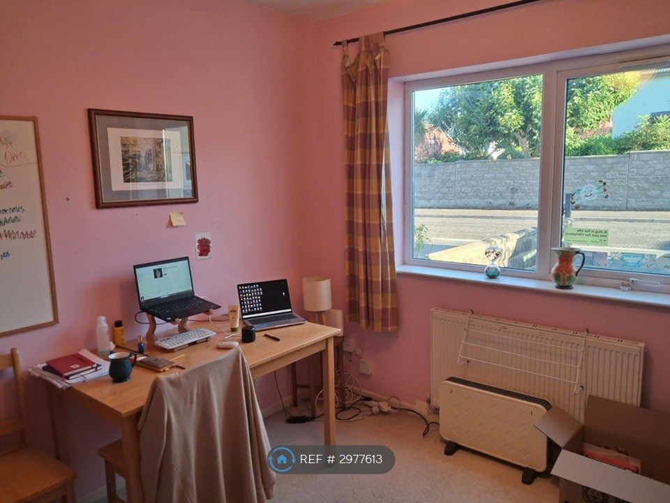 Property photo 3 of 24