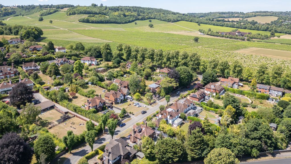 Property photo 1 of 19 Dji_0127