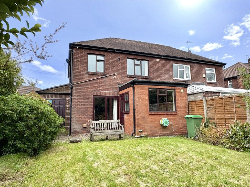 Property photo 2 of 16 Garden