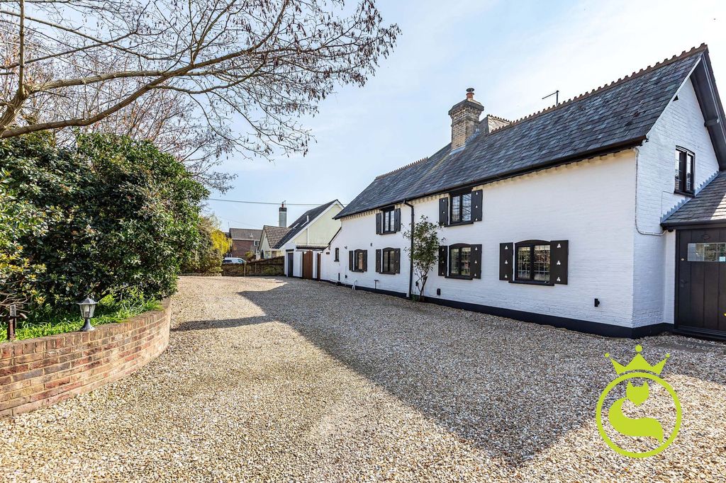 Property photo 1 of 36