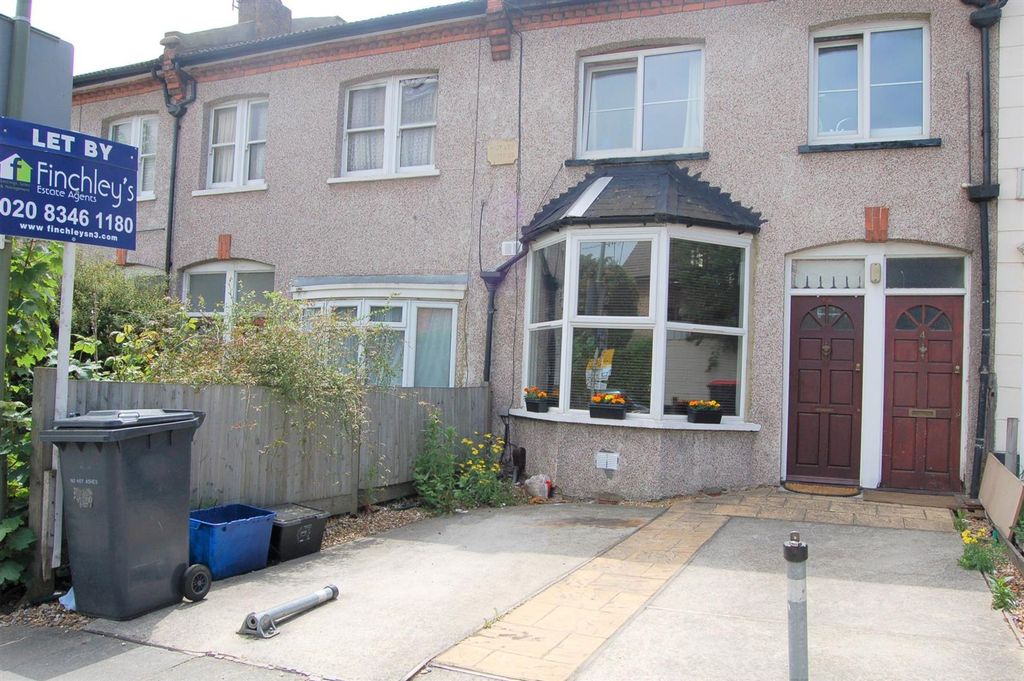 Property photo 1 of 6