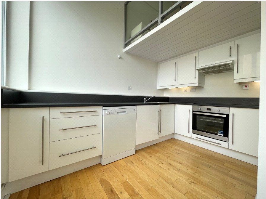 Property photo 2 of 7 Picture No. 01