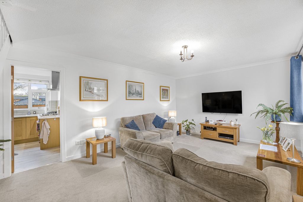 Property photo 3 of 17