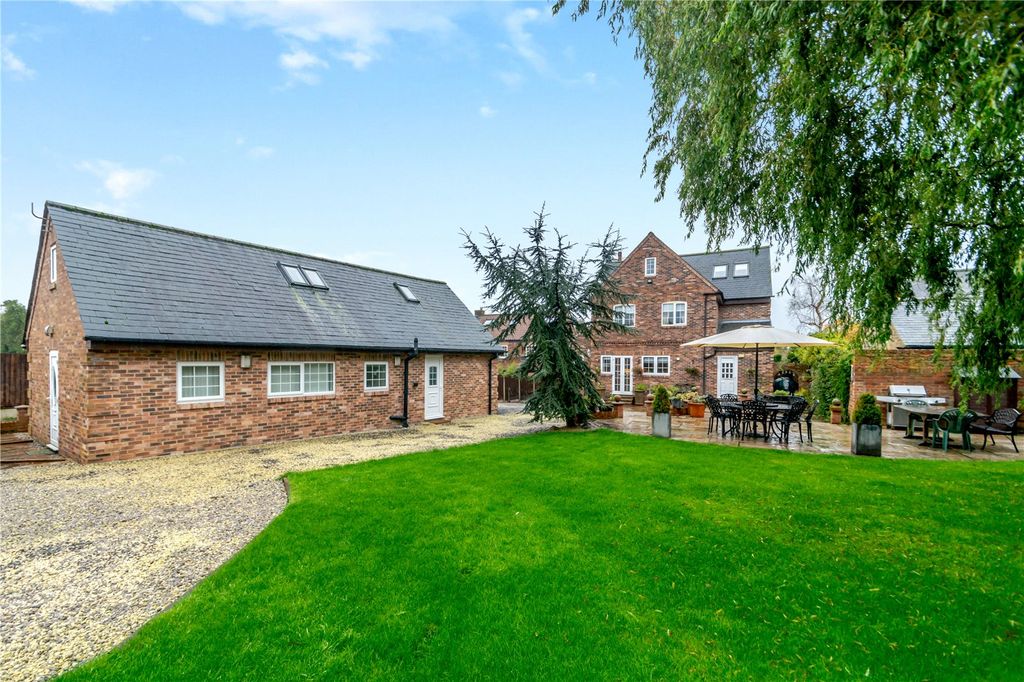 Property photo 3 of 25 Annexe