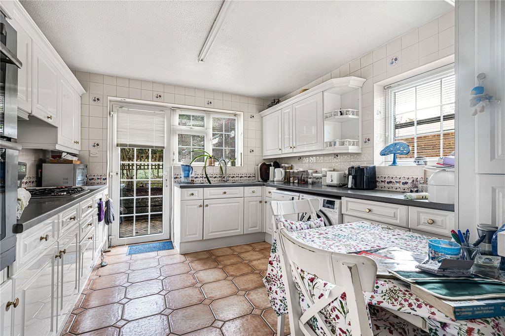 Property photo 3 of 13 Picture No. 30