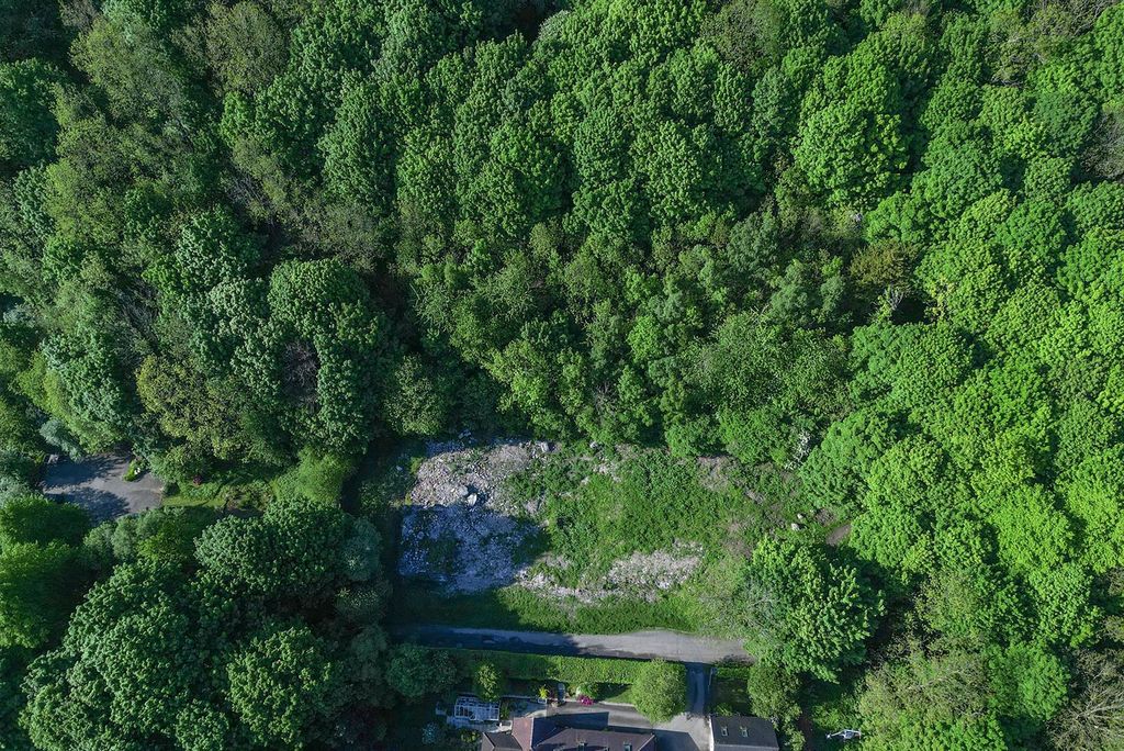 Property photo 2 of 8 Ploth.Jpg
