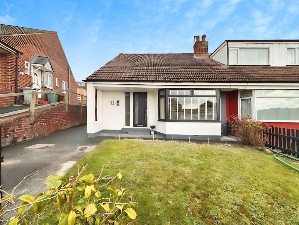 Property photo 1 of 16 Front View