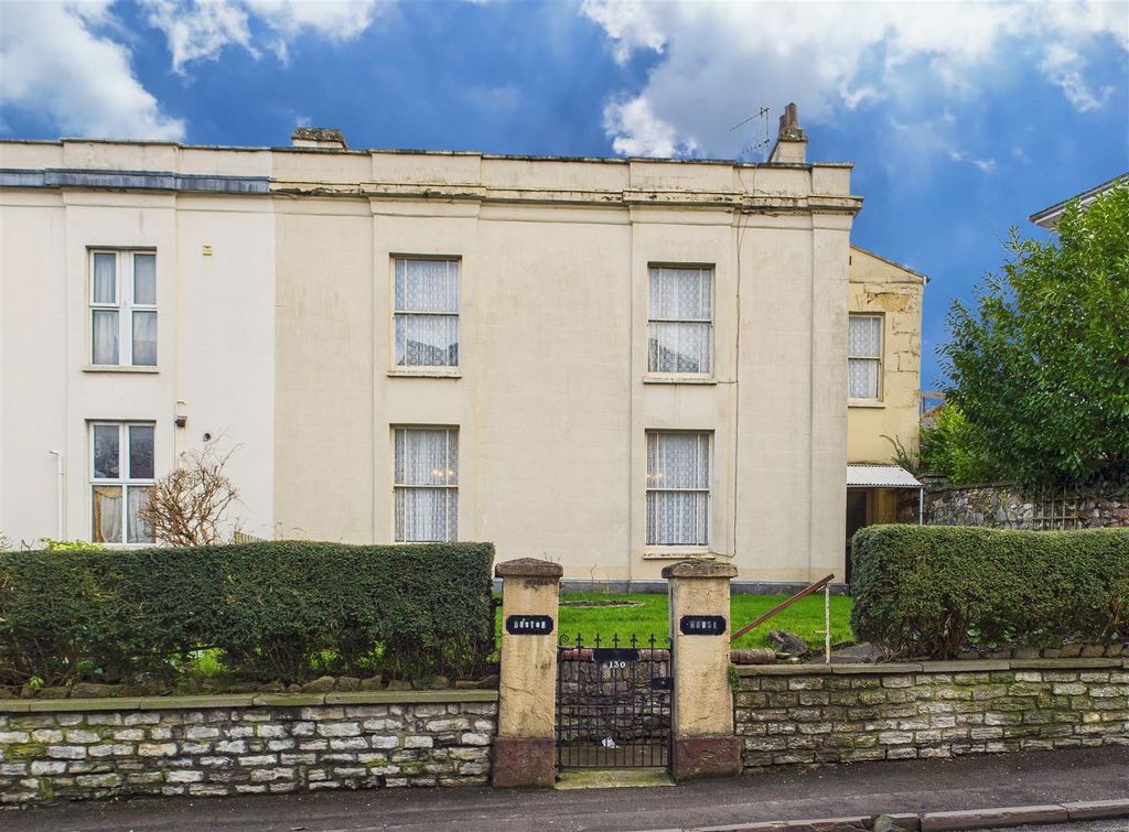 Property photo 1 of 23 1 - Substantial Period Home For Renovation - Aucti