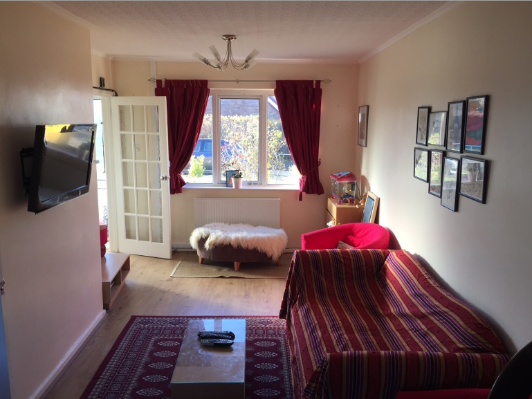 Property photo 3 of 11