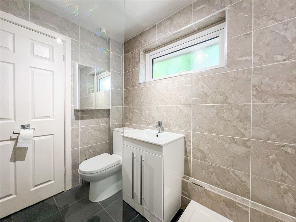 Property photo 3 of 14 Img_2592.Jpg