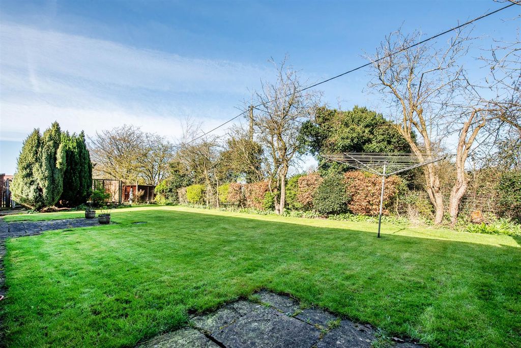 Property photo 2 of 47 Garden