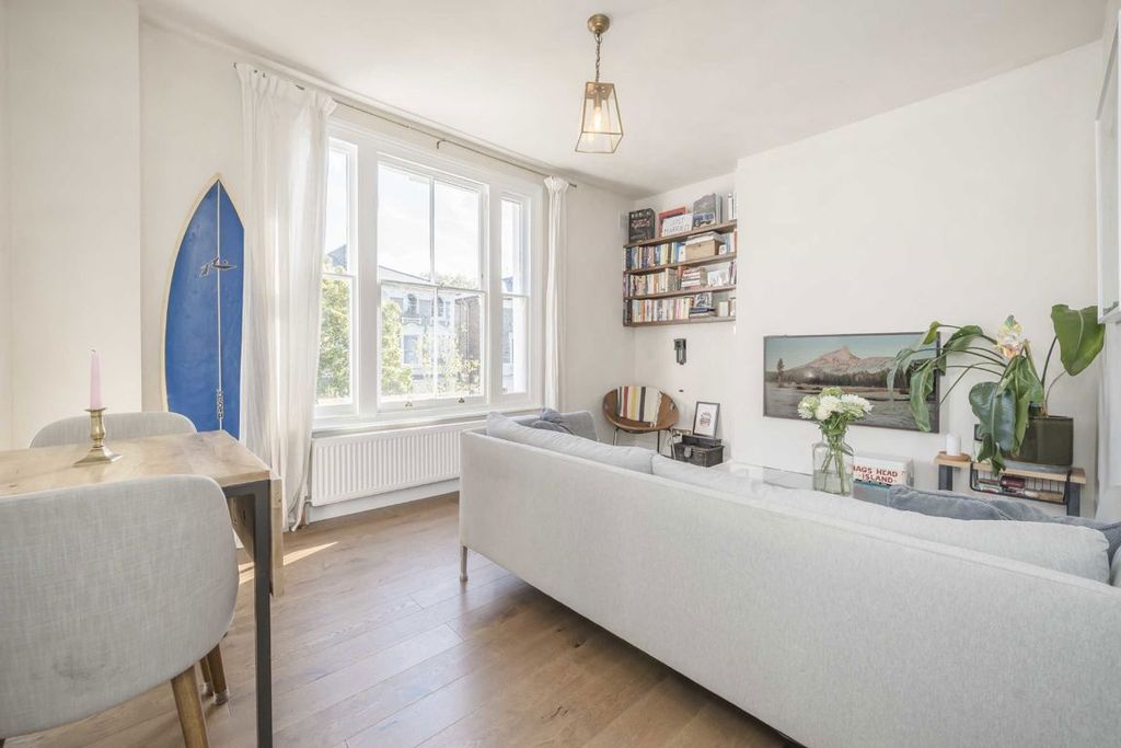 Property photo 2 of 5