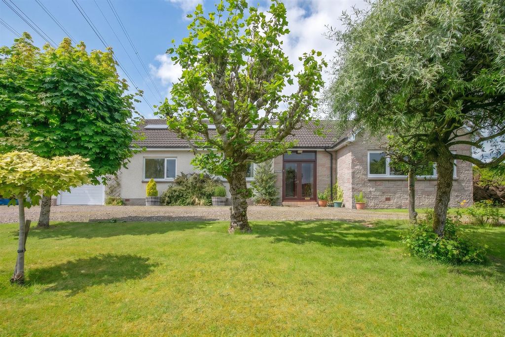 Property photo 1 of 15 Front