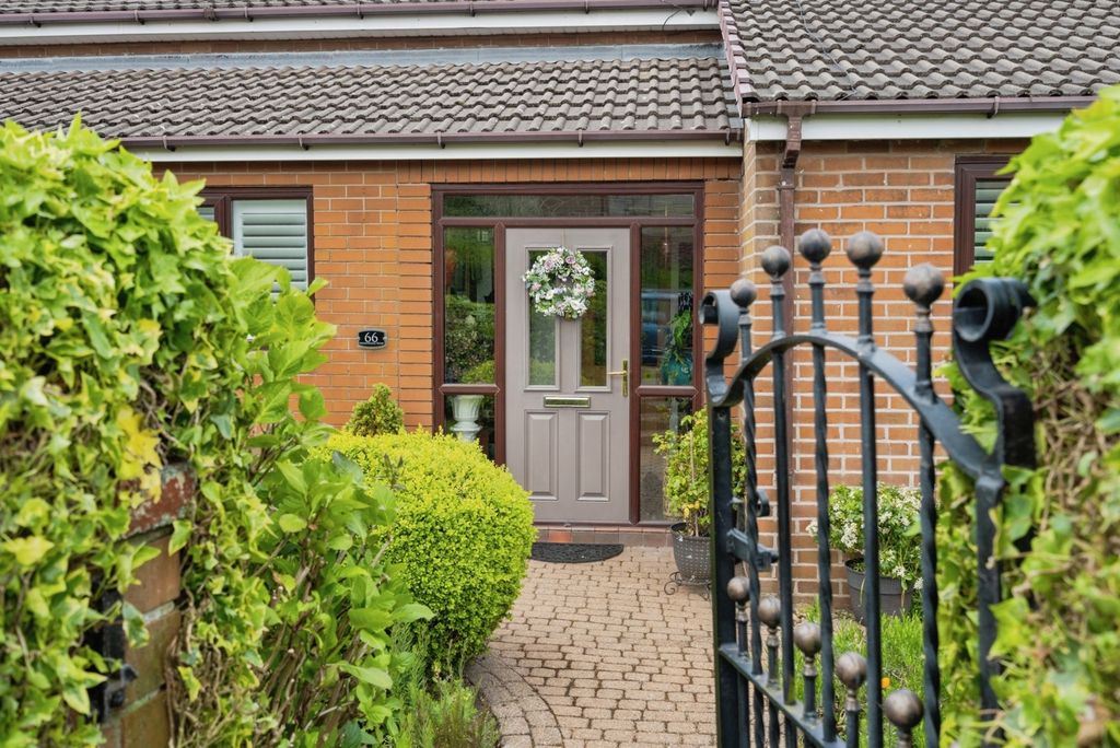 Property photo 2 of 33 Pbox-Img.Jpg