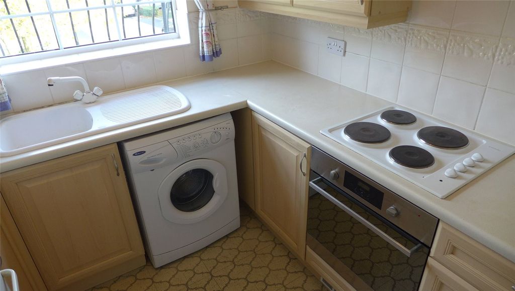 Property photo 3 of 8 Picture No. 07