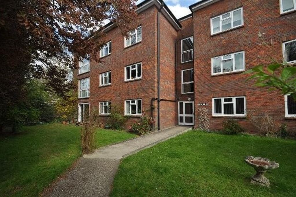 Property photo 2 of 9