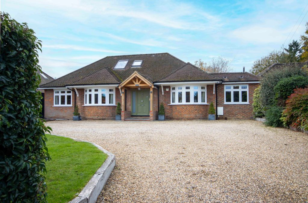 Property photo 1 of 28