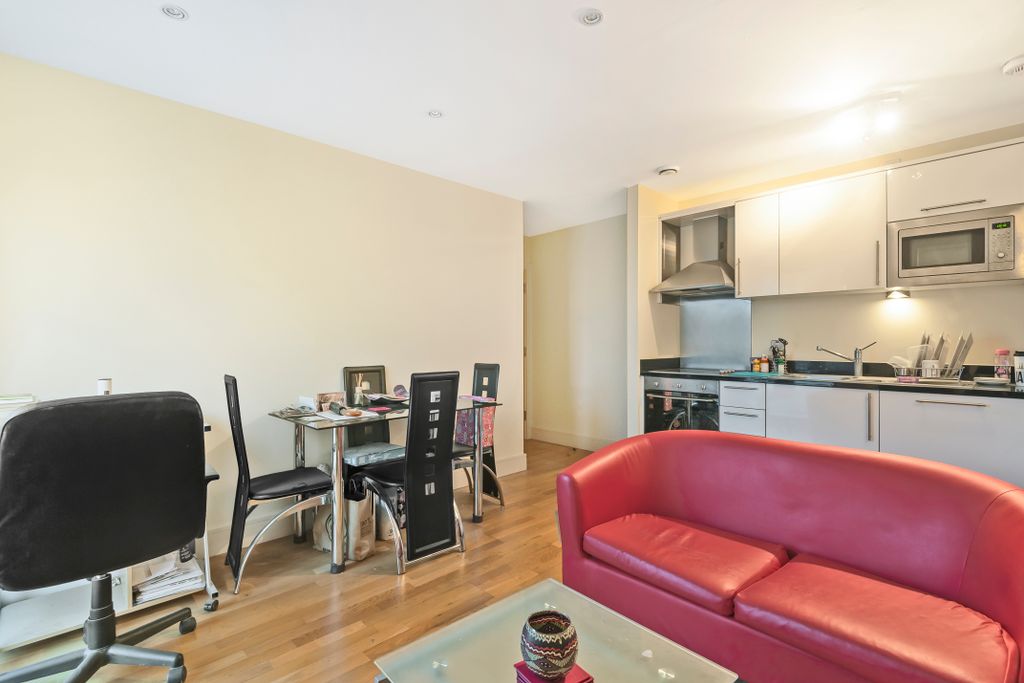 Property photo 3 of 8 570519 (3)
