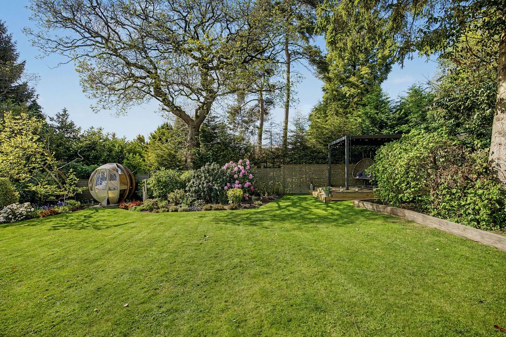 Property photo 3 of 29