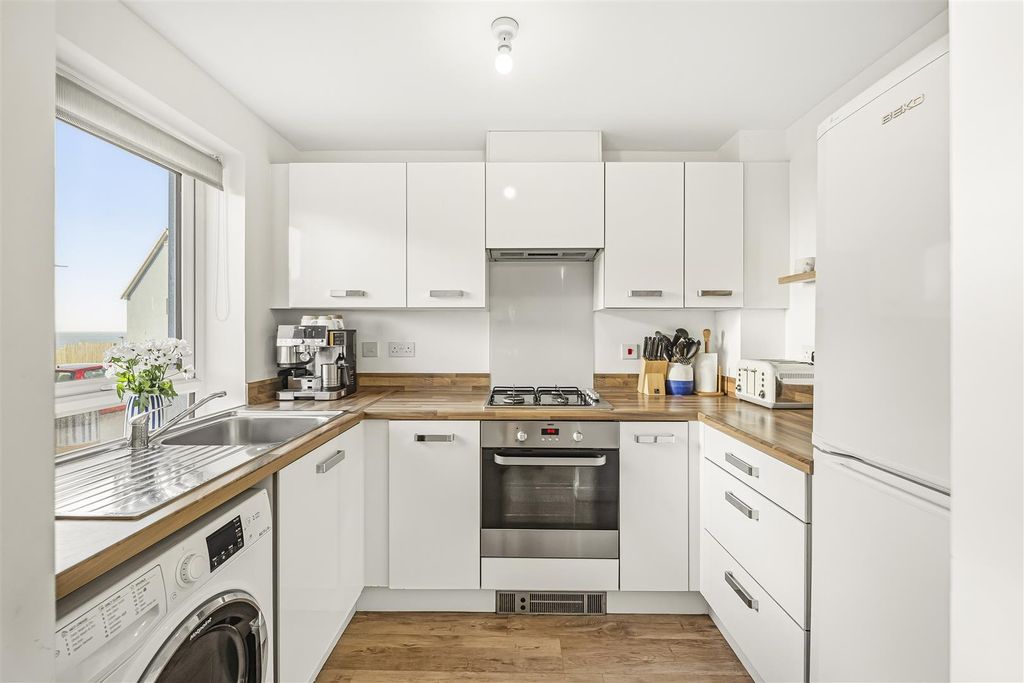 Property photo 3 of 25 03-P1119131.Jpg