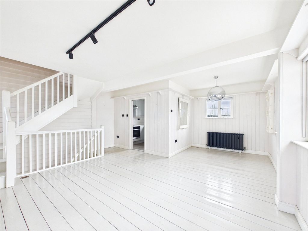 Property photo 2 of 16 Picture No. 06