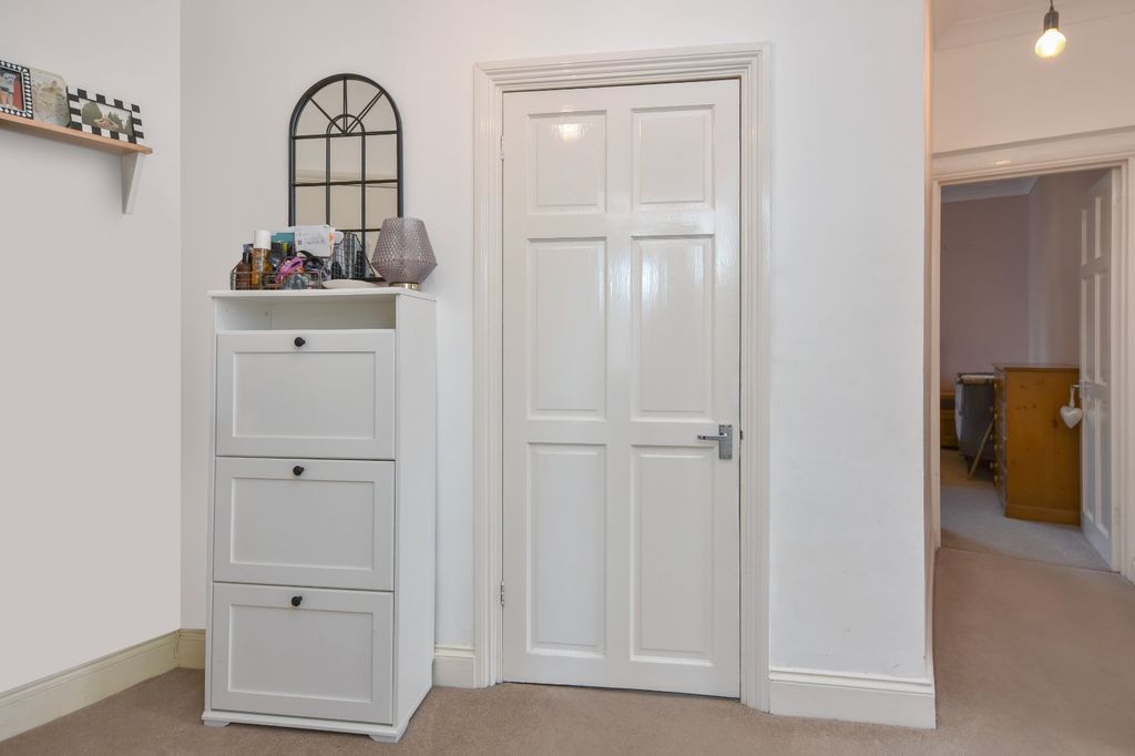 Property photo 2 of 26 Picture No. 09