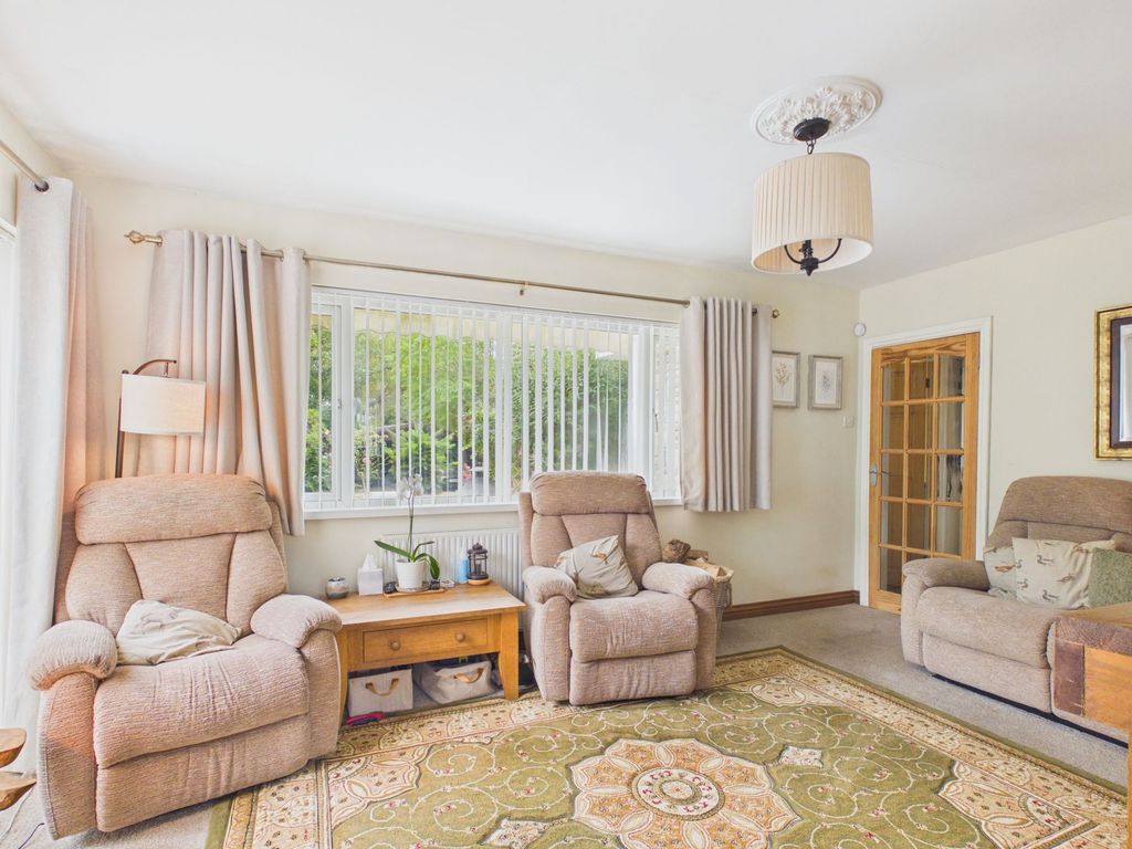 Property photo 3 of 46