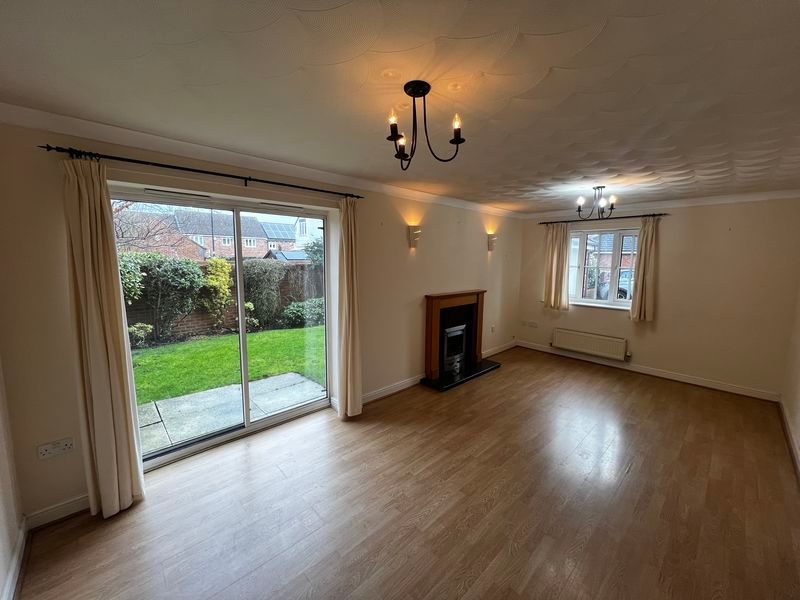 Property photo 3 of 23 Photo 11