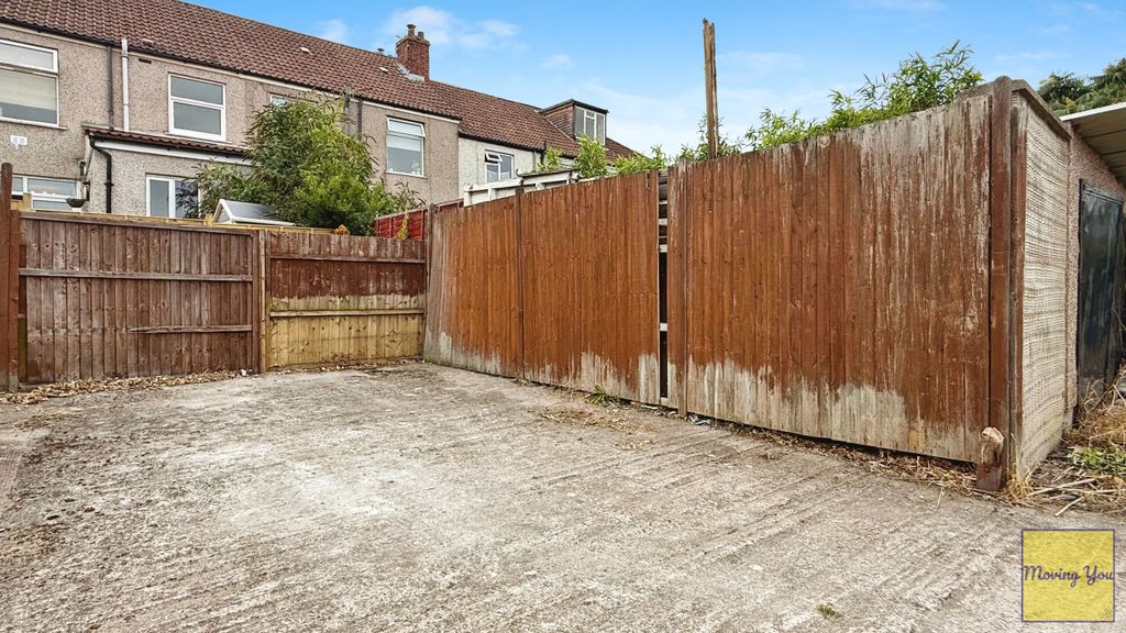 Property photo 3 of 15 Parking Space