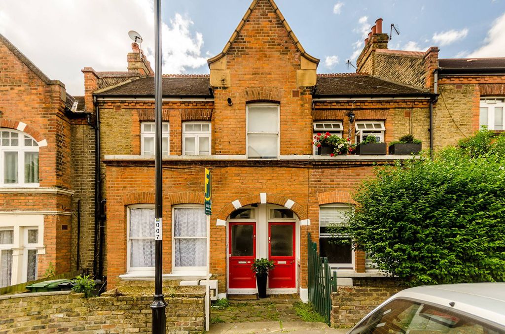 Property photo 1 of 7