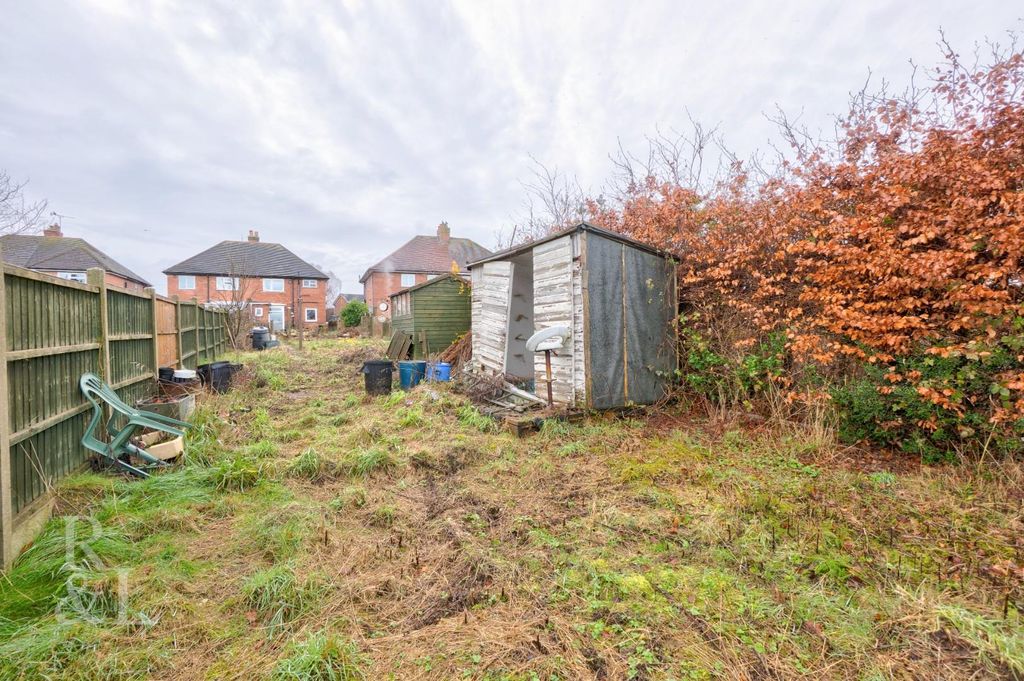 Property photo 2 of 19 21 Elms Road (19).Jpg