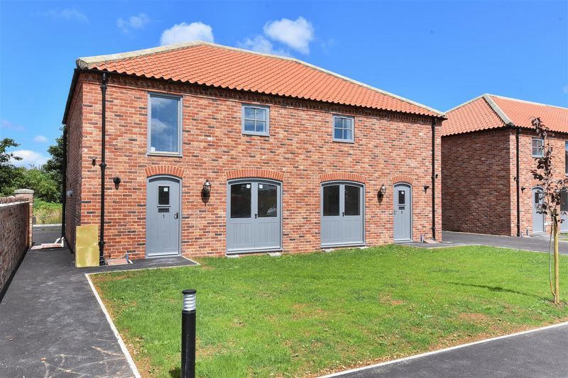 Property photo 1 of 15 Photo 15