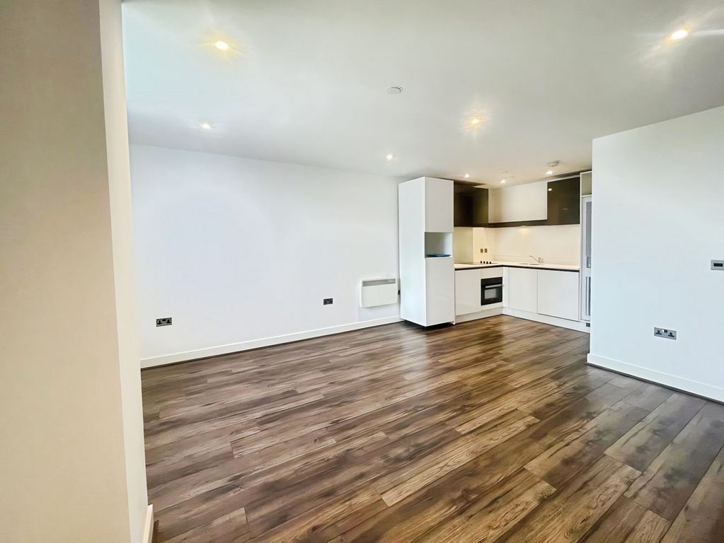 Property photo 3 of 8 Lounge/Dining Room