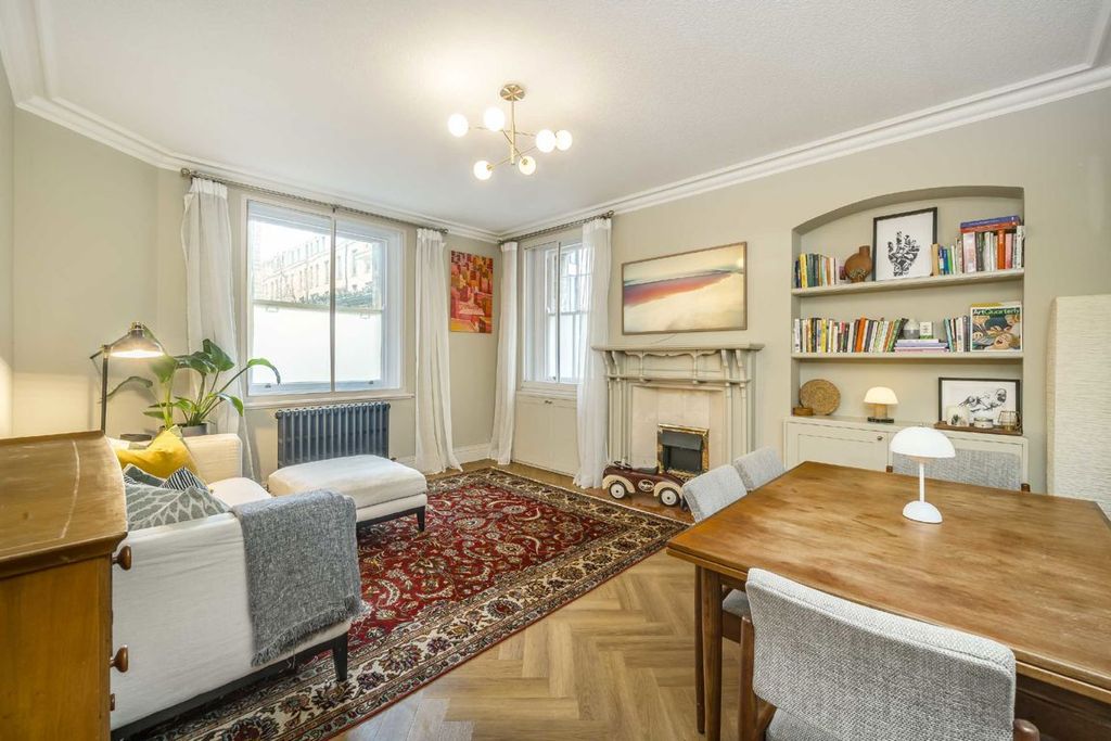 Property photo 2 of 7