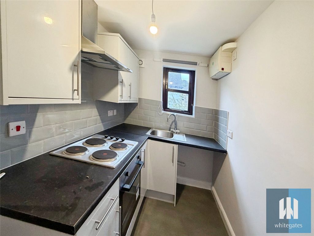 Property photo 3 of 12 Picture No. 01