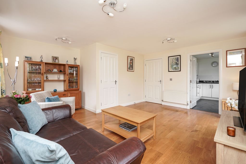 Property photo 3 of 16 Property Image 3