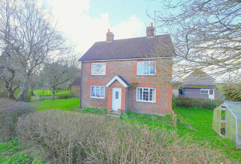 Property photo 1 of 33