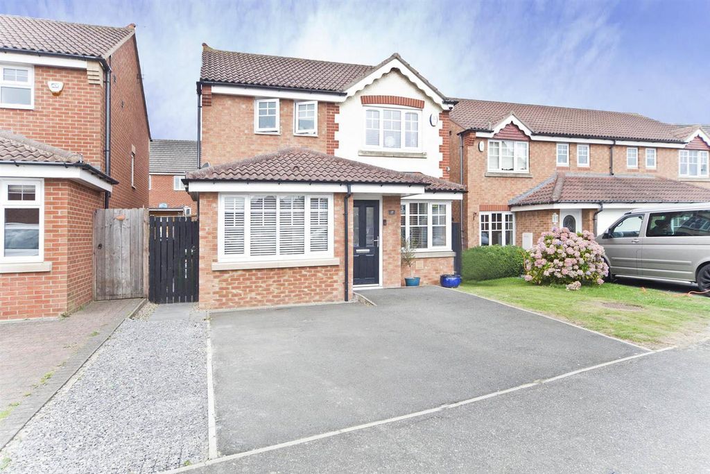 Property photo 1 of 24