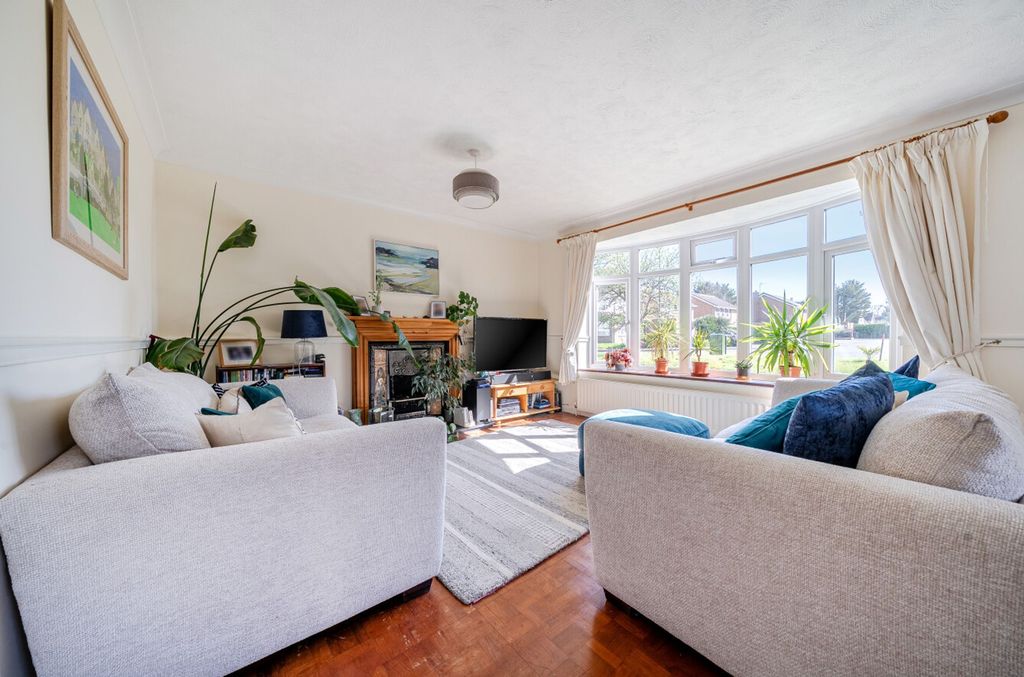 Property photo 2 of 22