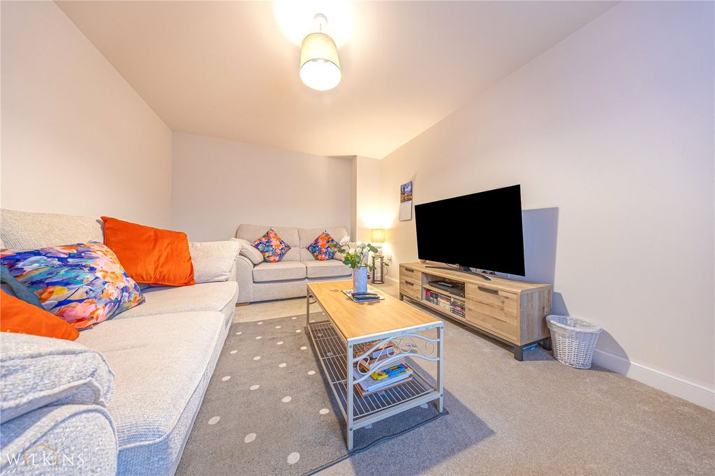 Property photo 2 of 36 Picture No. 02
