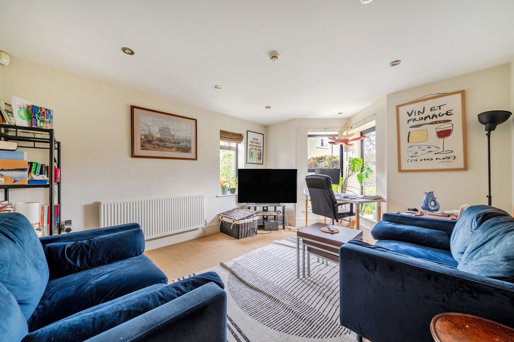 Property photo 3 of 10 1-6Ab6650A2B0B9-1...